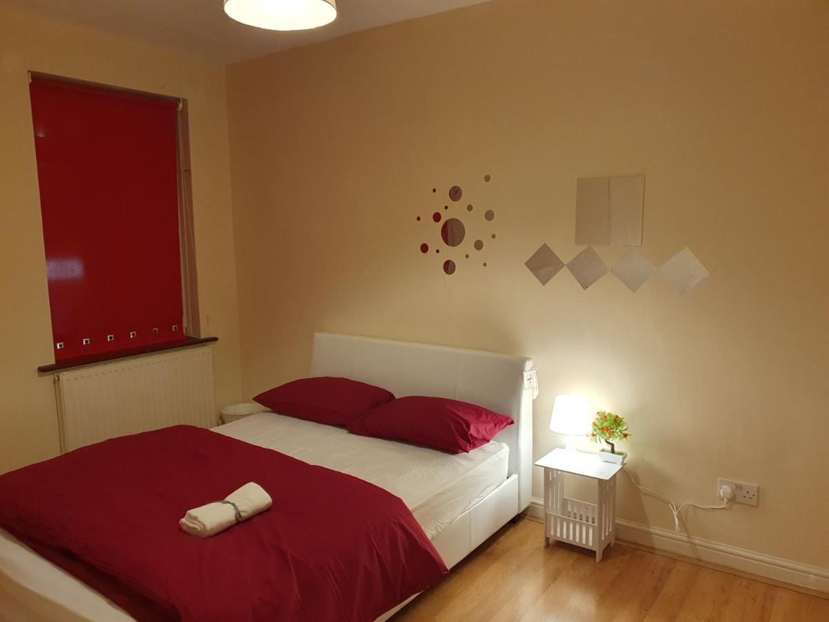 Northolt  Amh Hotel - Greenford Station מראה חיצוני תמונה